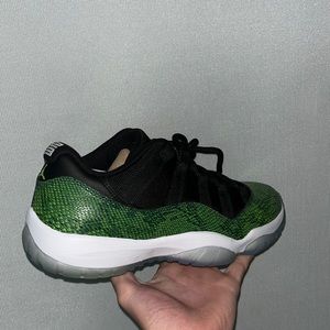 Air Jordan 11 Retro Low
